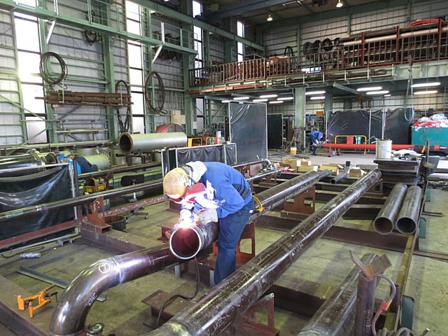 中島工場での作業風景